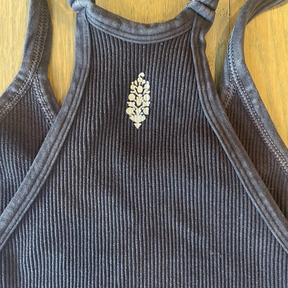 FP Movement M/L Happiness Runs Crop Tank - Picture 5 of 6